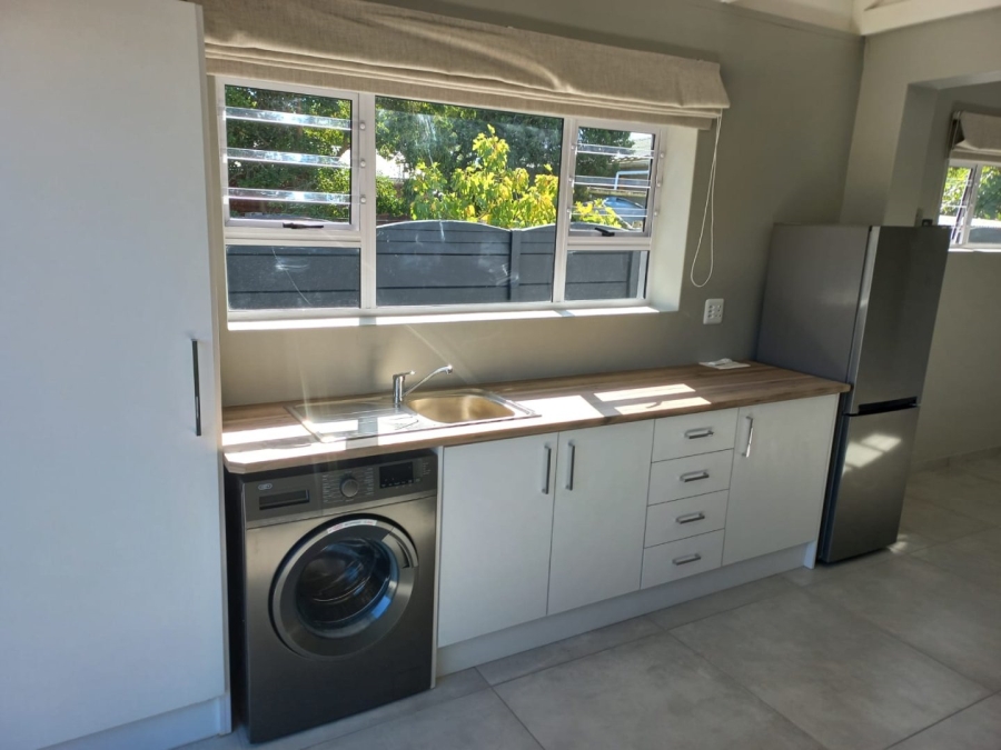 To Let 1 Bedroom Property for Rent in Heather Park Western Cape